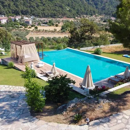 Holiday home Excellent Home With Shared Pool Surrounded By Nature In Marmaris